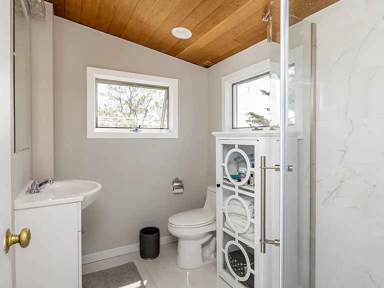 308 Towd Point Rd — Photo 19
