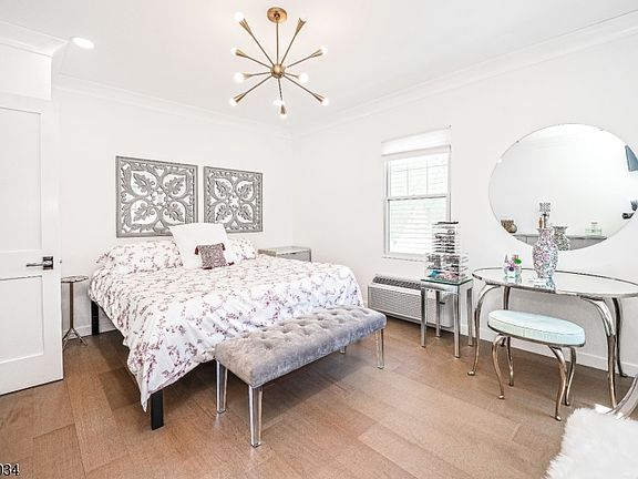 5th image of 306 Springfield Ave Ste 2