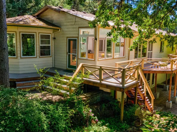 1628 SW Clay St, Dallas, OR 97338