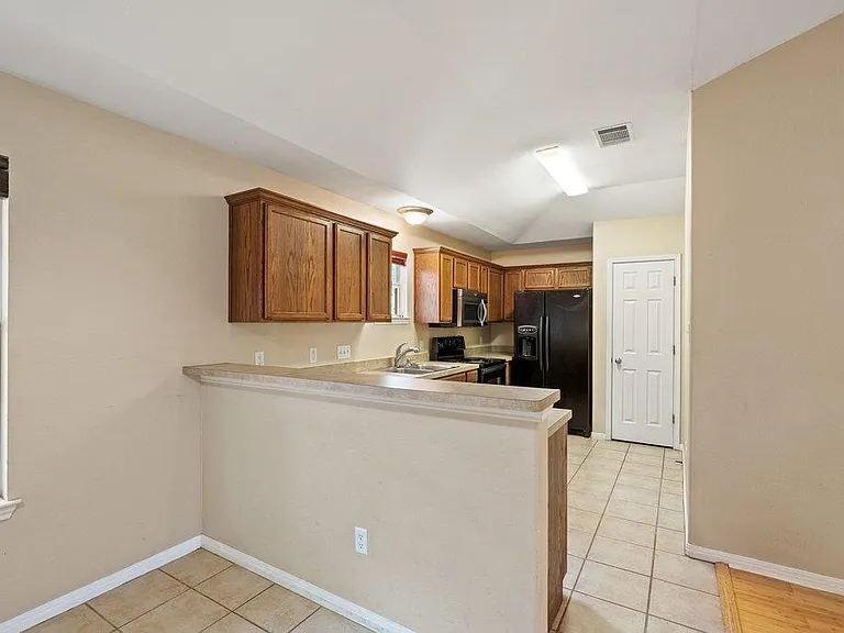 5208 Sioux Ln — Photo 10