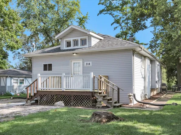 314 Bruce Rd, Lockport, IL 60441