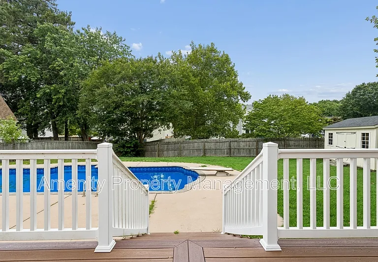 1012 Austenwood Ct — Photo 38