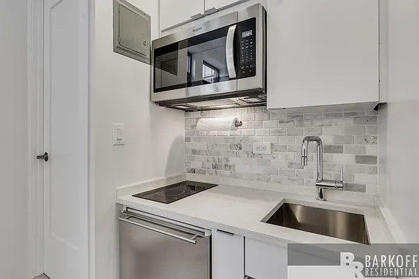 Rented by Barkoff Residential  | media 31