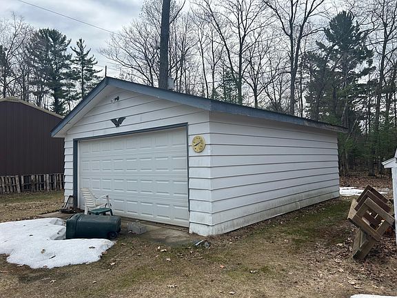 2nd image of 4415 Ranger Rd