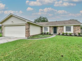 8415 Avington Rd, La Porte, TX 77571