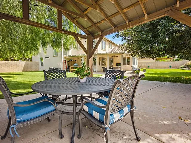 3238 Elysia St — Photo 66