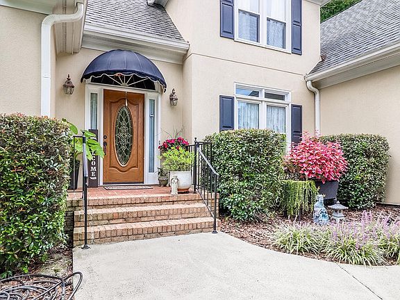 3rd image of 5030 Fox Lair Ln