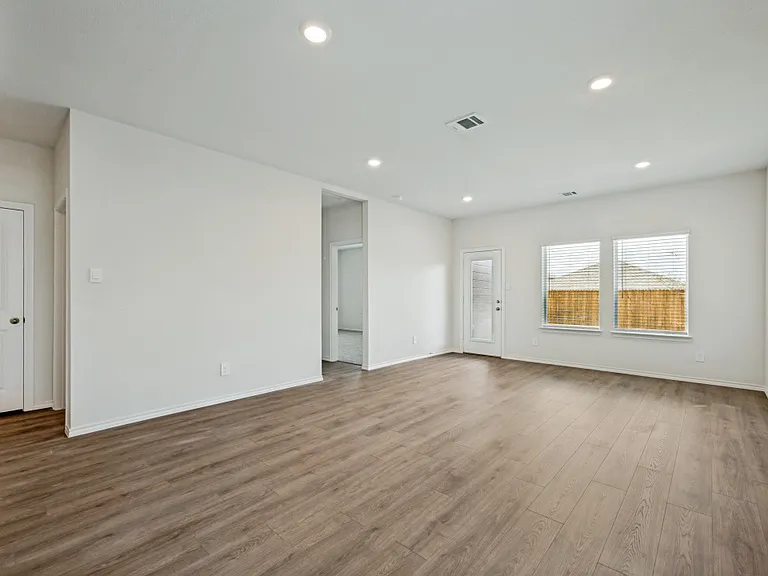 3417 Tomahawk Dr — Photo 5