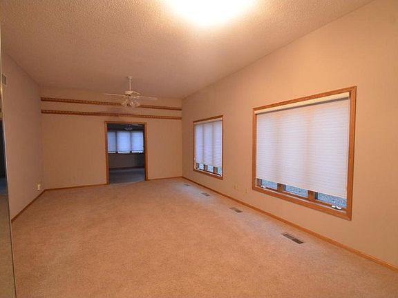 5th image of 14582 Summit Shores Dr