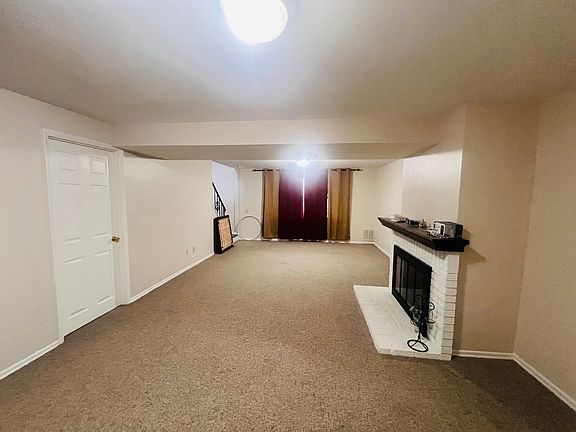 2nd image of 12748 Glenette Dr