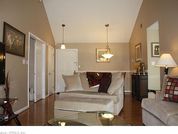 2nd image of 14 Forest Glen Cir #16