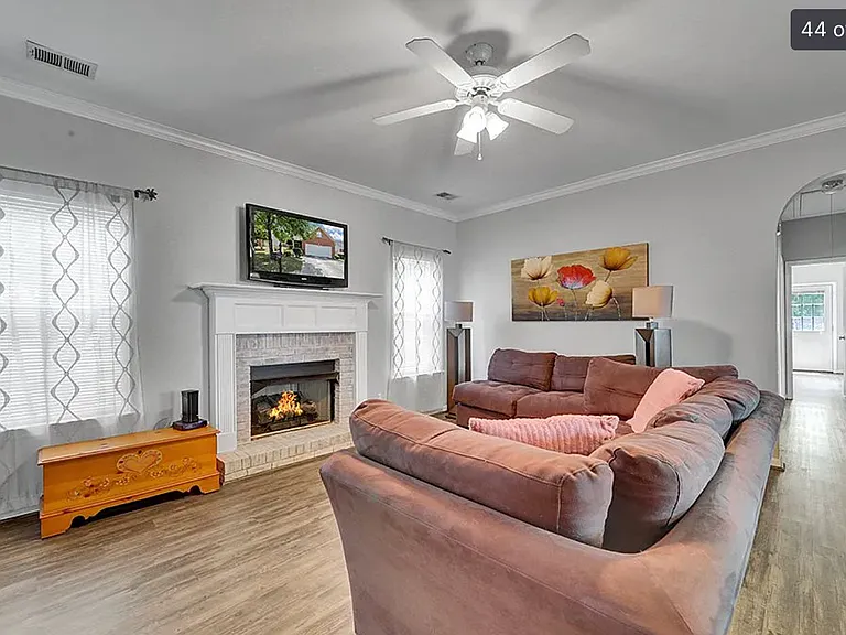 5402 Cottage Ln — Photo 4