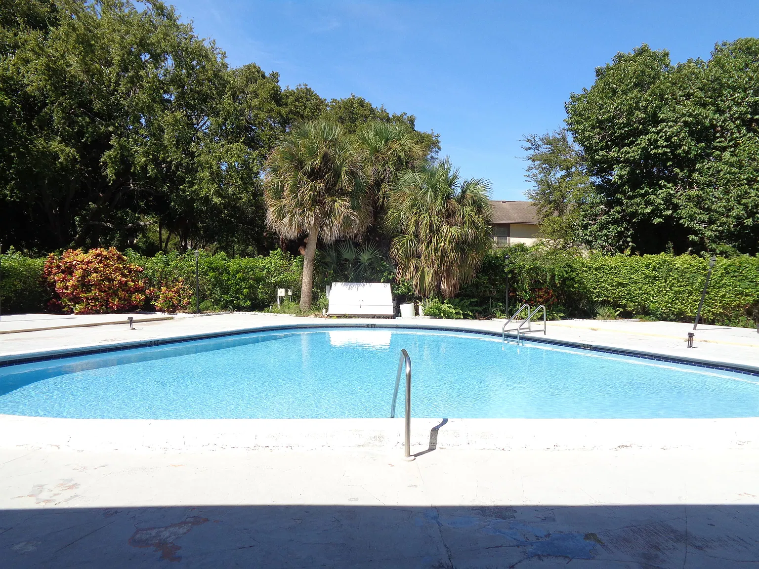 1 bed, 1.5 bath, 695 sqft, $1,650 — Photo 3
