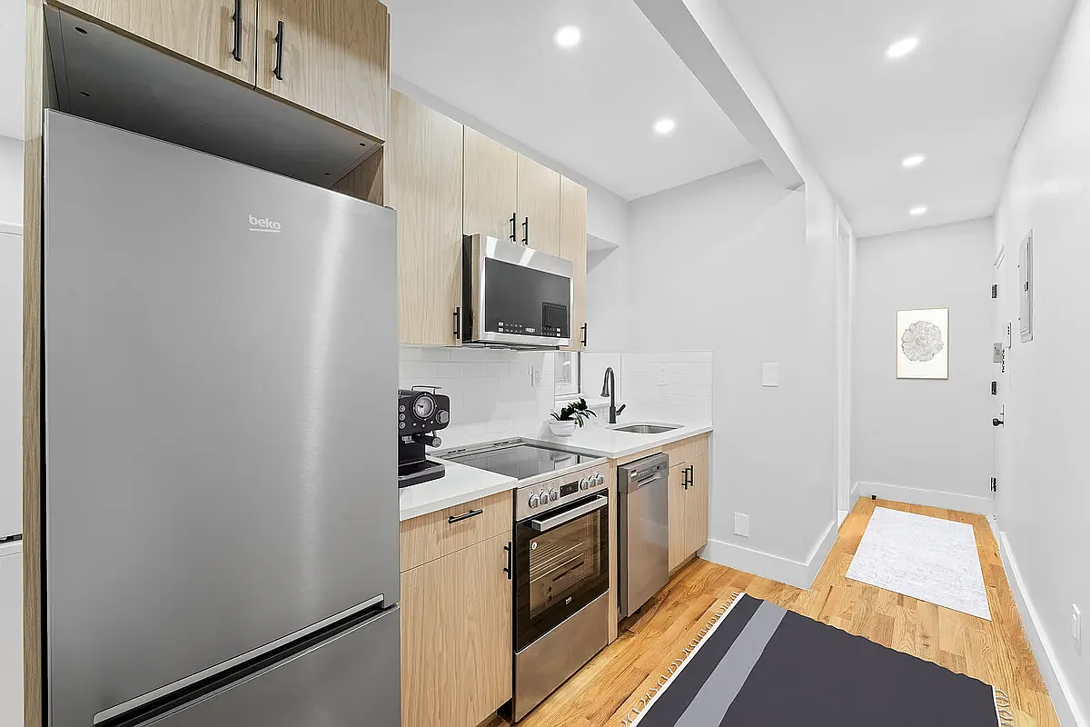 Building Photo - 219 Kingsland Ave #6