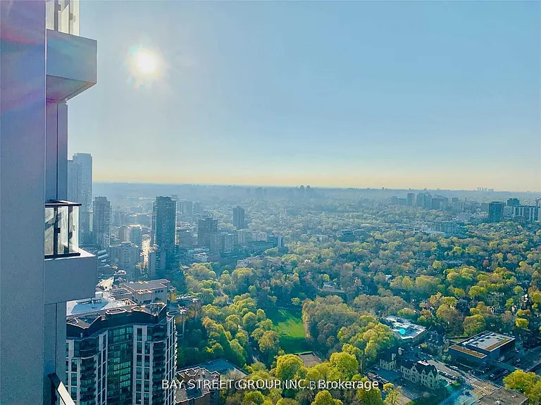 395 Bloor St E #4906 — Photo 25