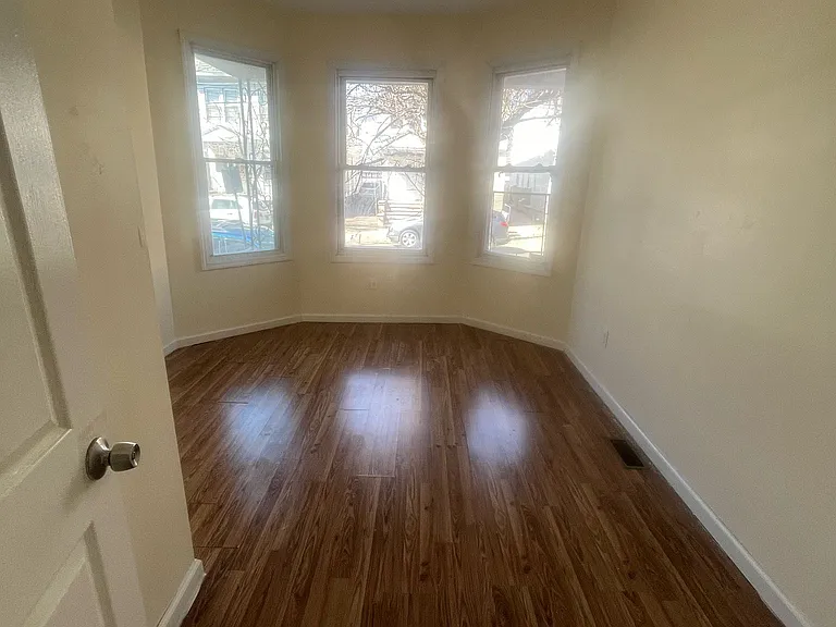 746 S 16th St #1 — Photo 4