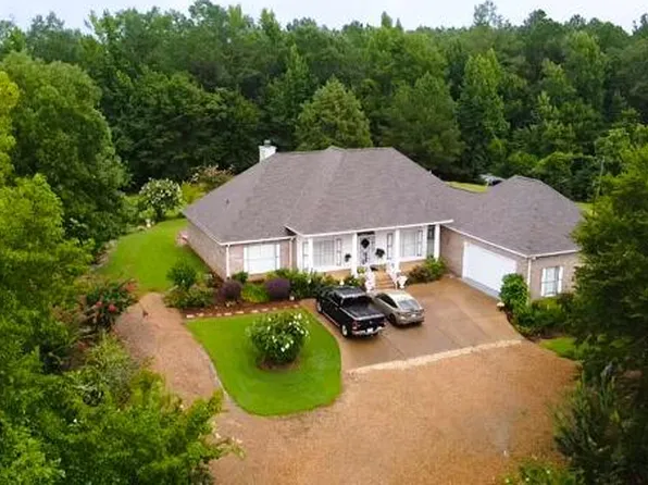 5237 Highway 43, Camden, MS 39045