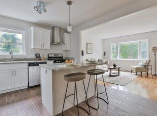 2 Molloy Rd, Georgetown, MA 01833
