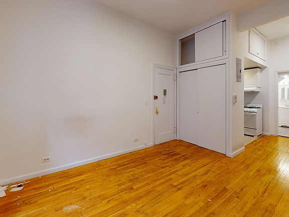 2nd image of 234 E 87th St APT 1D
