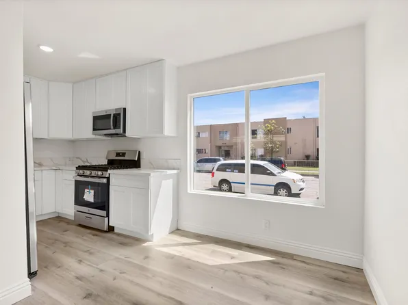 19237 Bryant St, Northridge, CA