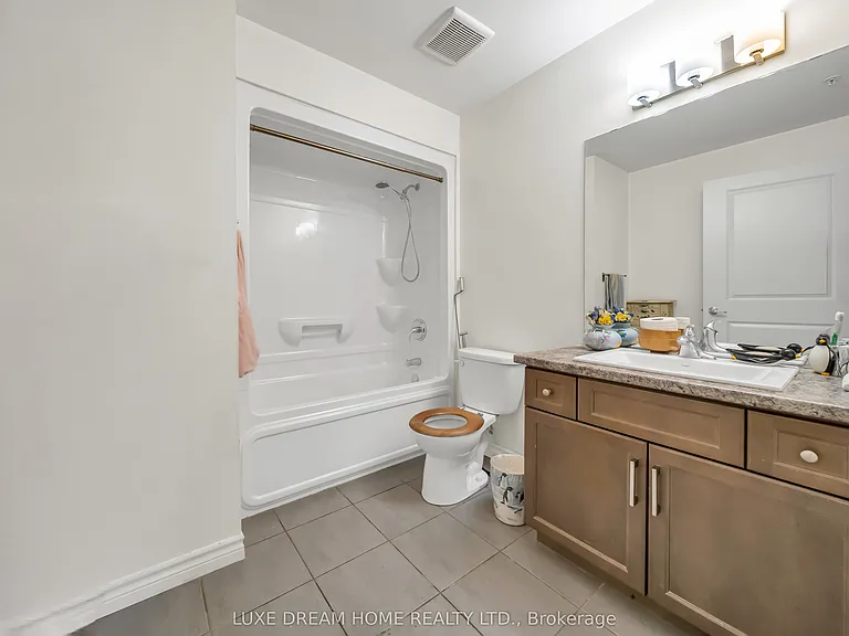 620 Sauve St E #206 — Photo 24