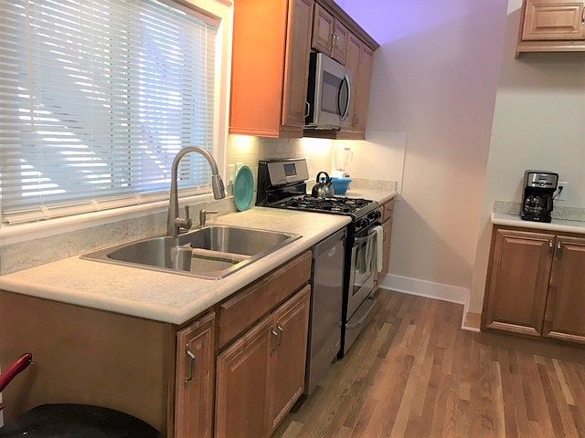 1st image of 301 Nottingham Rd APT 1