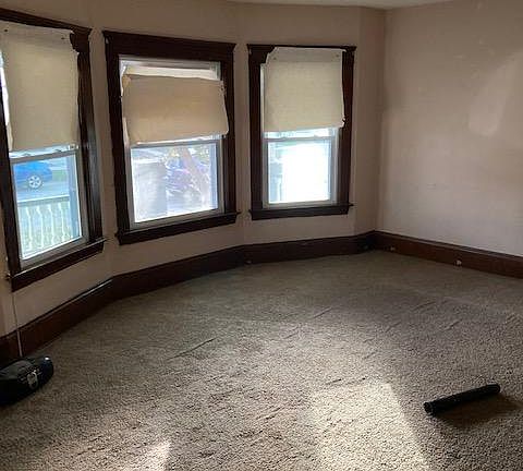 3rd image of 3524 Marvin Ave