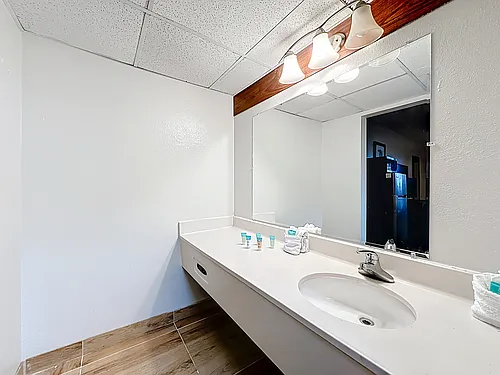 Floor plan Double Room - Smoking