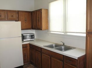 210 S 10th St, Manhattan, KS 66502