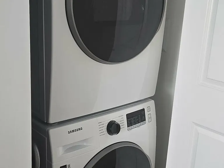 Washer & Dryer