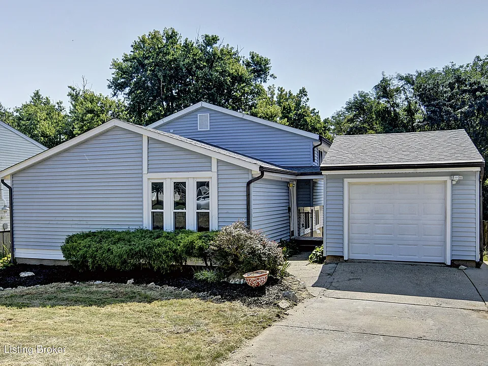 9310 Plumwood Pl