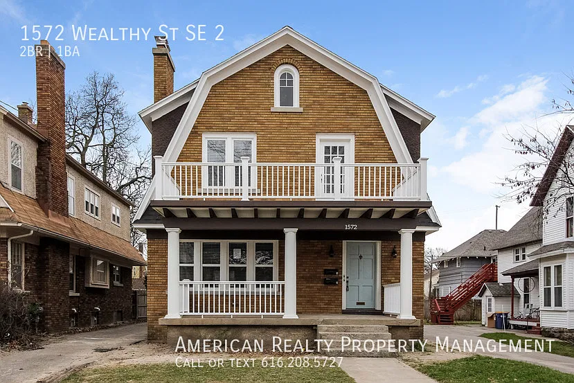 2 bed, 1062 sqft, $2,000 — Photo 1