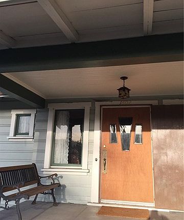 3rd image of 1602 S Palos Verdes St