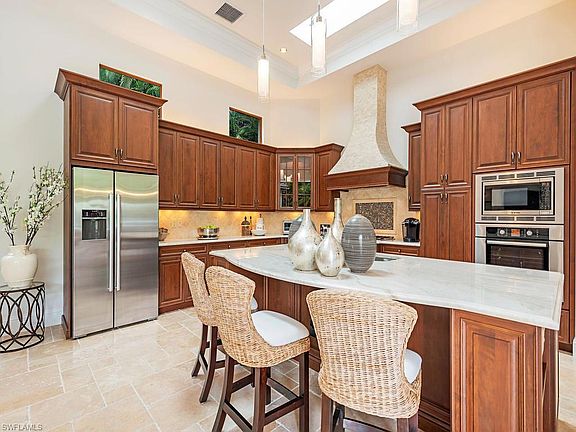 4th image of 28728 La Caille Dr