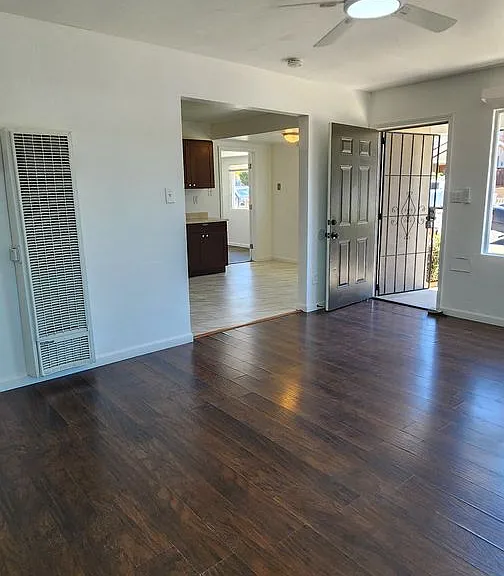 5904 Thorn St — Photo 5