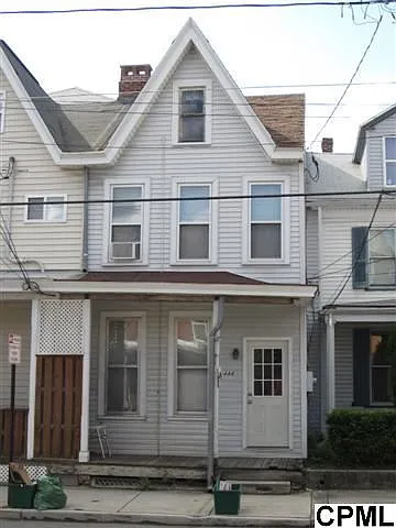 444 N Hanover — Photo 1