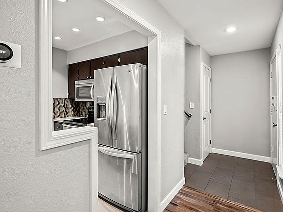 5th image of 1129 San Ramon Valley Blvd
