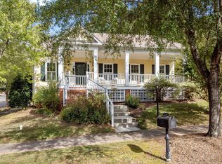 212 Old Barn Ln, Chapel Hill, NC 27517