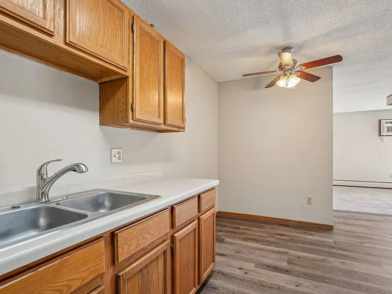 Century Ridge — Photo 17