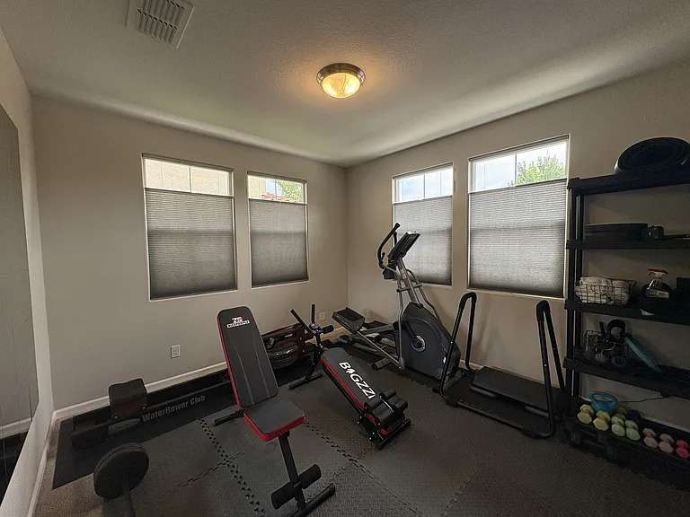 7096 Greenford Way — Photo 8