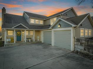 560 Lake Viking Ter, Gallatin, MO 64640