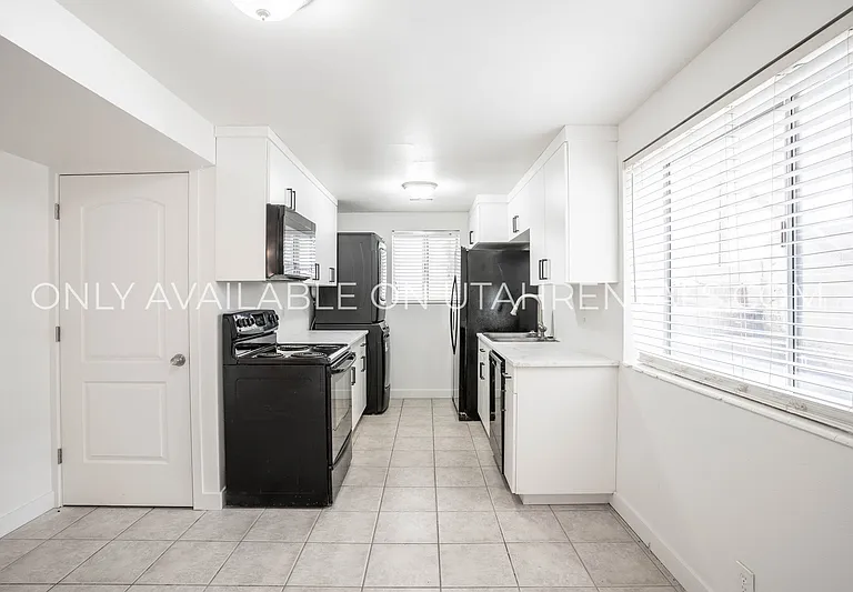 2090 S State St — Photo 5