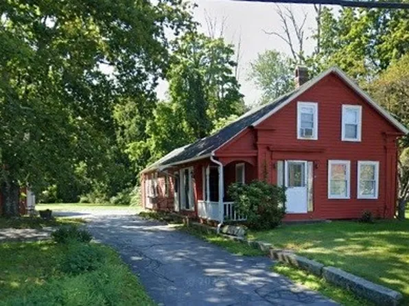 157 Hartford Ave E, Mendon, MA 01756