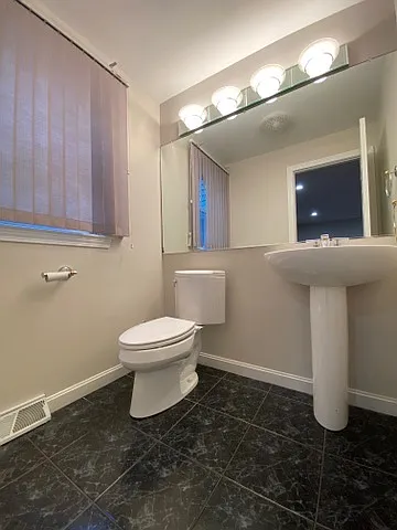 336 Cedar St — Photo 22
