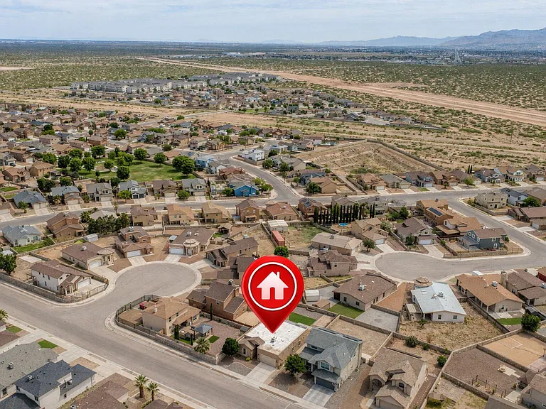 7120 Falling Leaf Cir — Photo 42