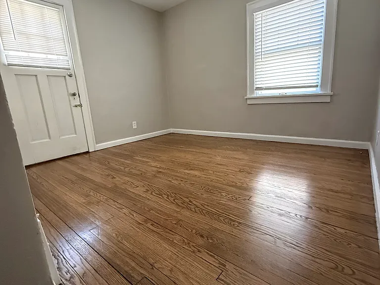 18520 Winslow Rd #1 — Photo 11