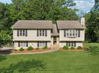 102 Hunters Mill Rd, Woodstock, GA 30188