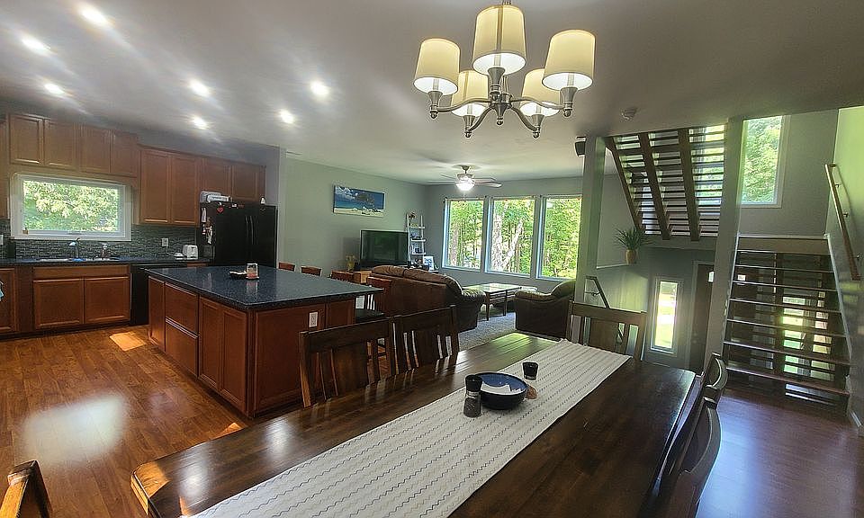 1st image of 3223 Blue Hill Ln