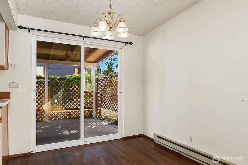 3rd image of 24924 35th Avenue S