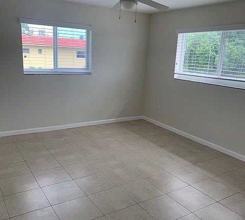 5th image of 835 NE 18th Ct APT 3